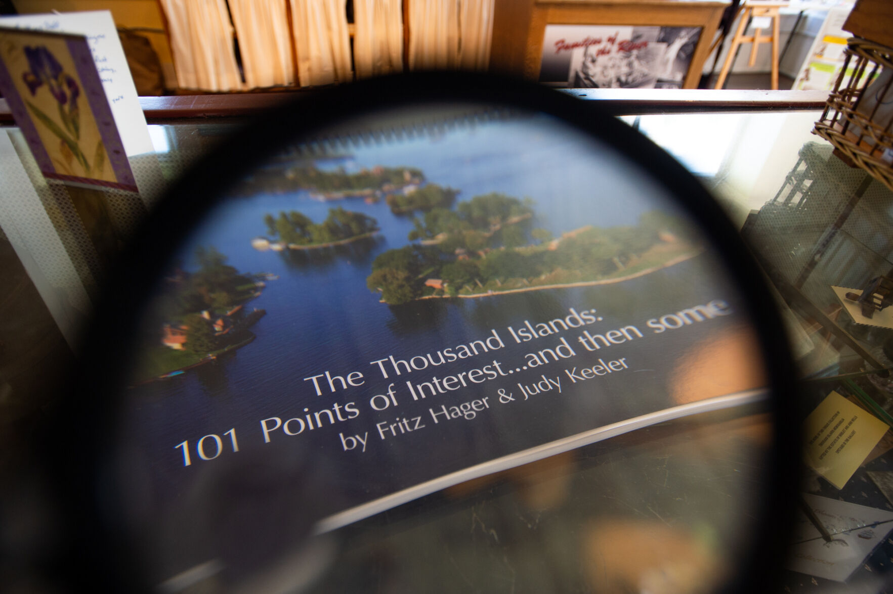 To the letter Book of vintage Thousand Island postcards share ‘Points of Interest’